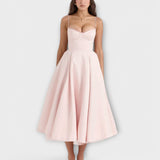 Mélie – Robe d'été légère avec détail corset