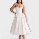 Mélie – Robe d'été légère avec détail corset