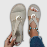 Luna | Sandales en cuir avec anneau décoratif