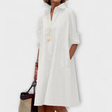 Robe chemise moderne avec col et manches trois-quarts