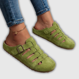 Clara | Mules en daim avec des lanières ouvertes et une boucle