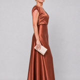 Samouse | Robe maxi avec haut croisé et manches courtes