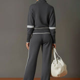 Sweat-shirt à demi-zip gris et blanc inspiré vintage avec pantalon ample