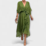 Amoura - Robe en chiffon avec décolleté en V