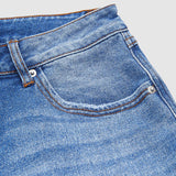 Jeans à taille moyenne et coupe droite