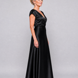 Samouse | Robe maxi avec haut croisé et manches courtes