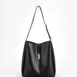 Casual and Chic Four Seasons Shoulder Bag