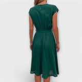 Claire - Robe midi décontractée à manches courtes plissée