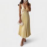 Beatrice | Robe Silhouette Twist